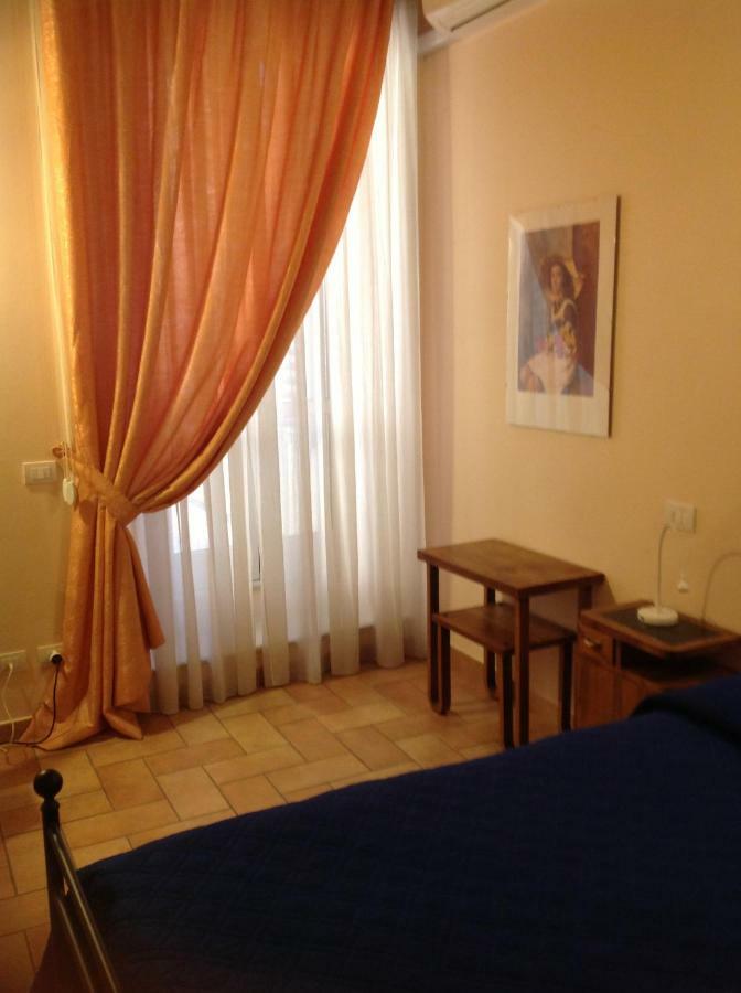 San Francesco Bedrooms Урбино Екстериор снимка